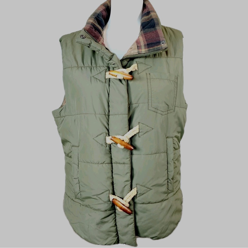 Natural Reflections Puffer Vest Womens Large Olive Green Plaid Wooden Toggles